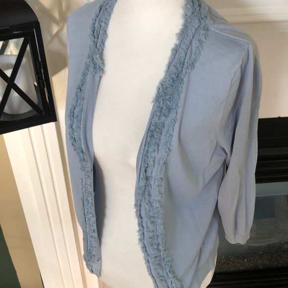 🌺Talbots Petite cardigan  w/ embellishments 🌺 - Picture 3 of 7